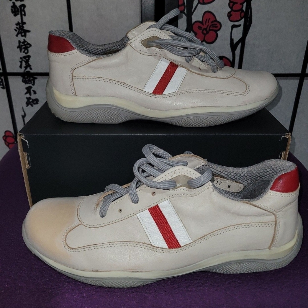 Prada Sneakers with Leather Upper and Cushioned Soles